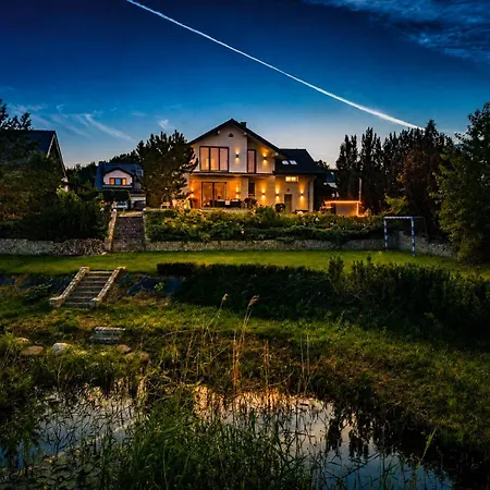 Orle Gniazdo Nad Morzem, Dom Jacuzzi Staw 10 Min Do Gdanska 别墅 *