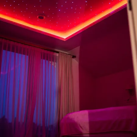 Orle Gniazdo Nad Morzem, Dom Jacuzzi Staw 10 Min Do Gdanska 别墅 *