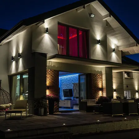 Orle Gniazdo Nad Morzem, Dom Jacuzzi Staw 10 Min Do Gdanska *