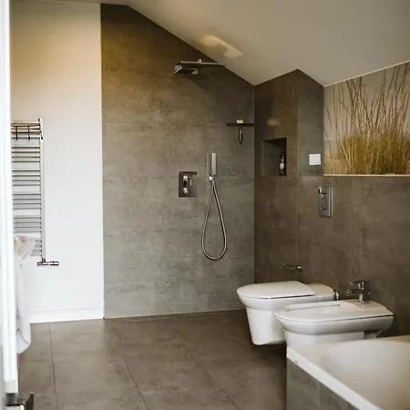 Orle Gniazdo Nad Morzem, Dom Jacuzzi Staw 10 Min Do Gdanska Jankowo