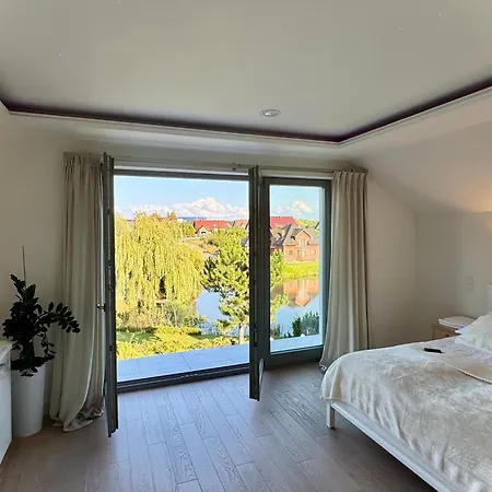 Orle Gniazdo Nad Morzem, Dom Jacuzzi Staw 10 Min Do Gdanska